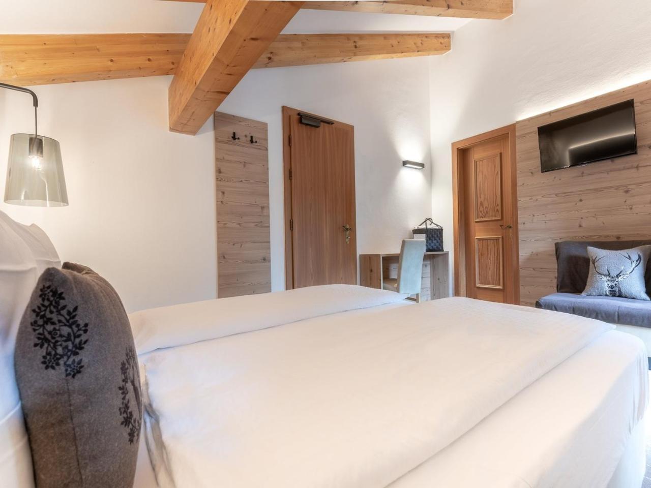 Hotel Madonnina Resort And Wellness Soraga Buitenkant foto