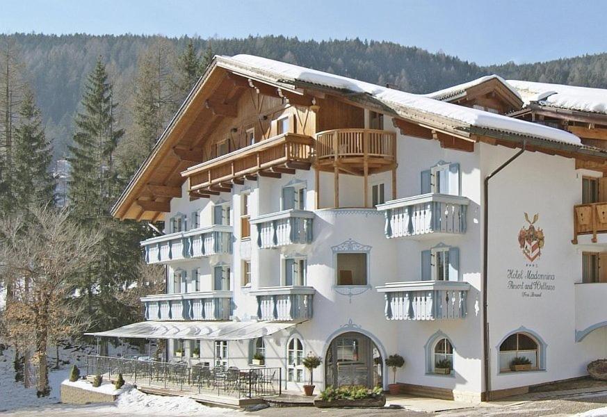 Hotel Madonnina Resort And Wellness Soraga Buitenkant foto